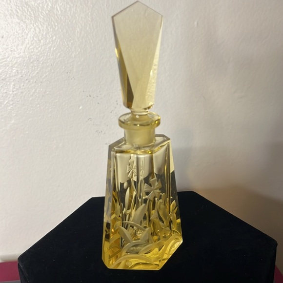 Art Deco Czechoslovakia Yellow Floral Vaseline Glowy Glass Perfume Bottle Dauber - Picture 12 of 15